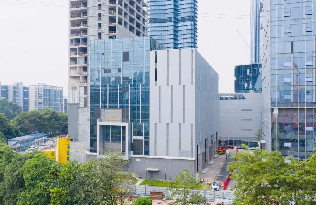 ����220ǧ��ĥ���ޱ��վ